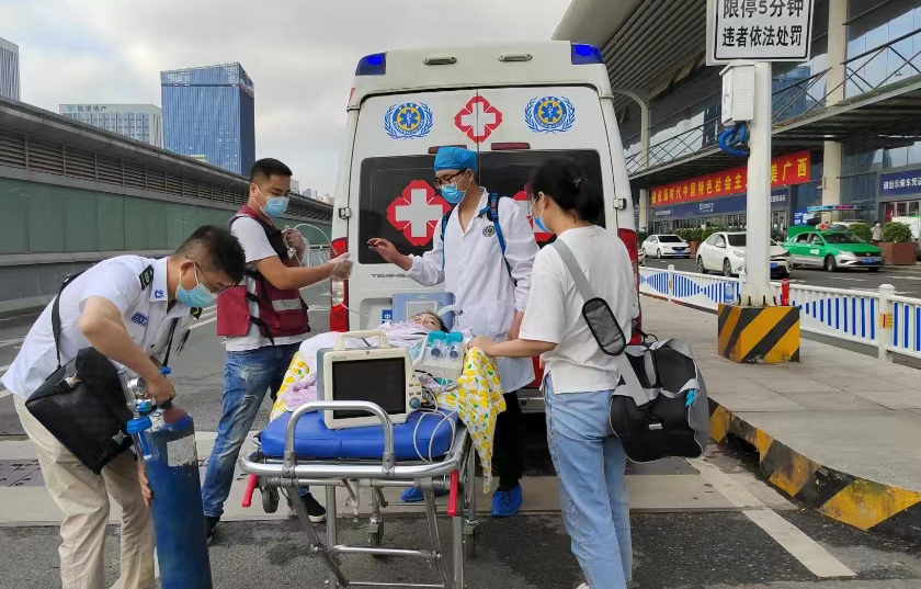 化隆救护车出租公司